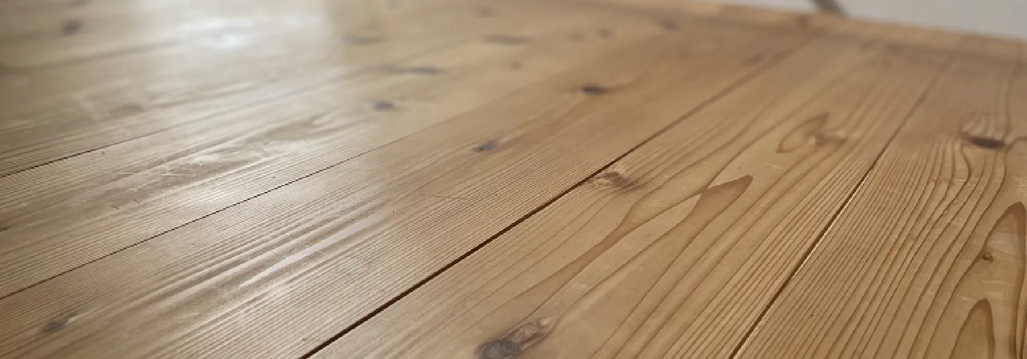 321HOUSEで使用する国産杉の無垢フローリング