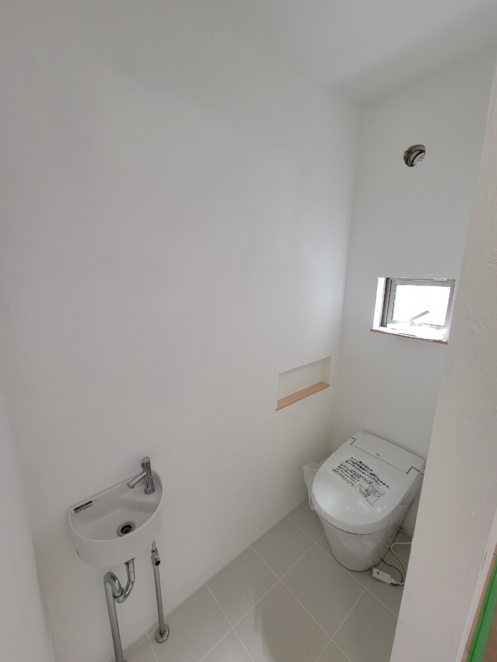 トイレ　器具付け