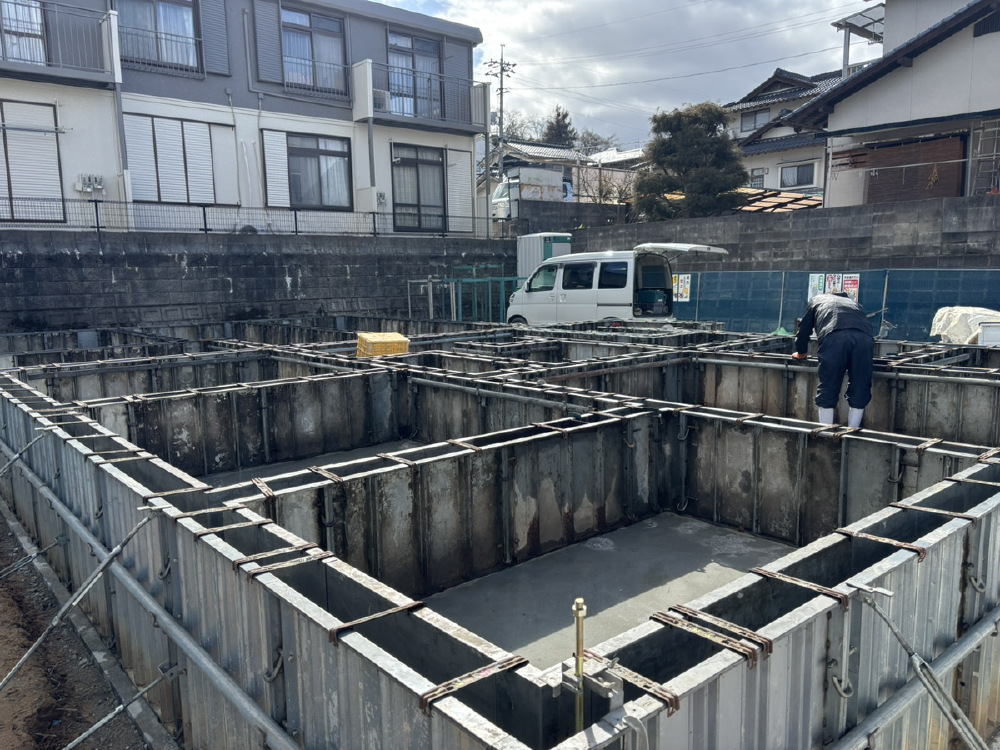 基礎工事