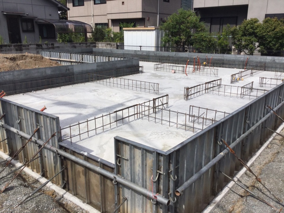 基礎工事